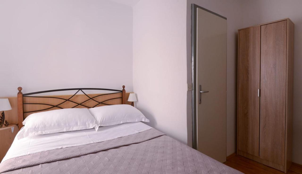 Sara Apartamento Trogir Exterior foto