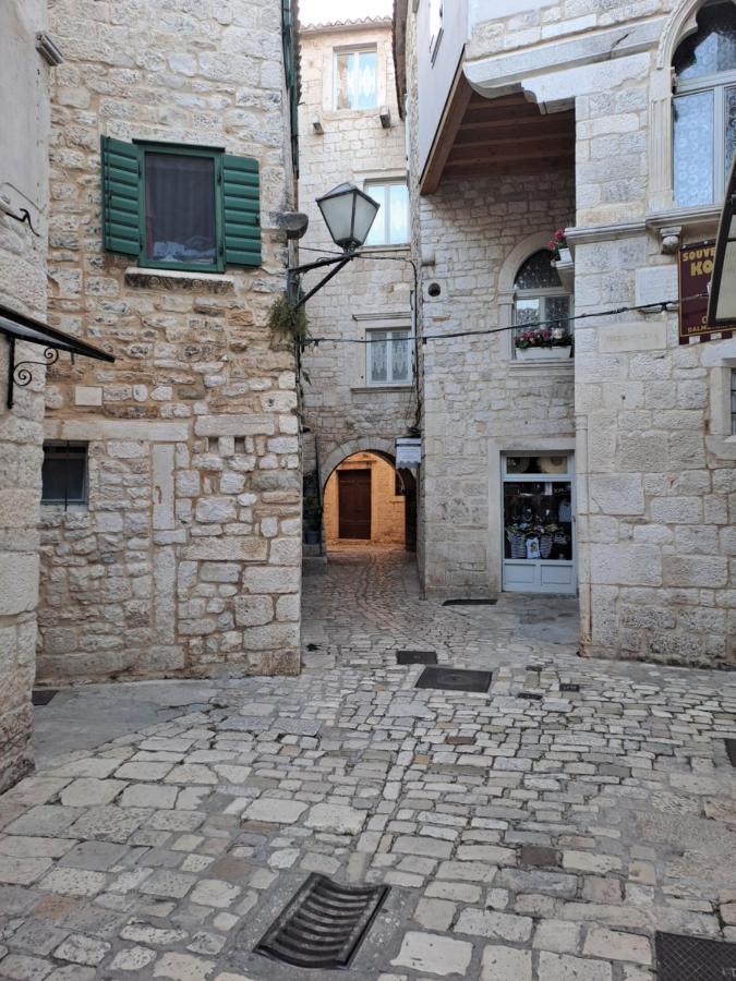 Sara Apartamento Trogir Exterior foto